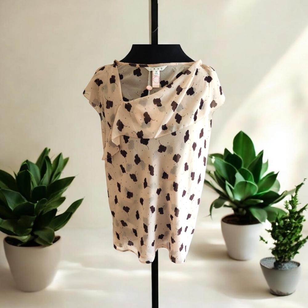 NWT Sheer Beautiful Blouse
